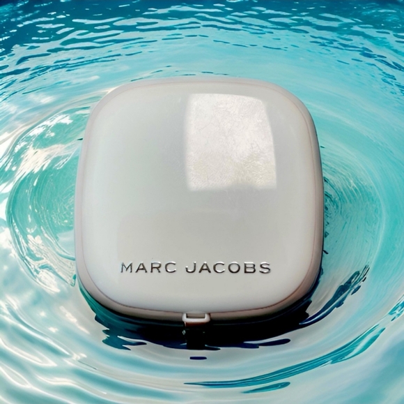 MARC JACOBS O!MEGA Bronzer Tan-tastic NEW 3.6g Mini - Picture 3 of 14